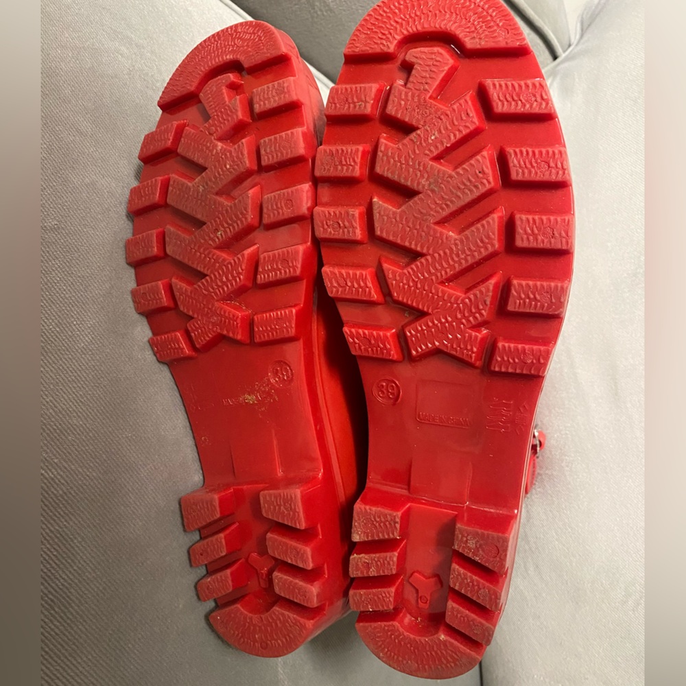 Women’s Rain Boots - Picture 4 of 5